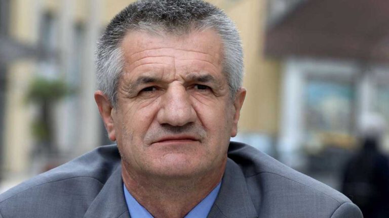 Présidentielles 2022  Jean Lassalle convaincu que le vaccin contre la Covid-19 lui a « abîmé le cœur » !